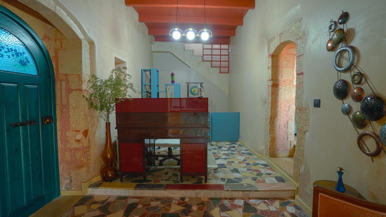 Youth Of Dope Supreme Hostel Khordhákion Dış mekan fotoğraf